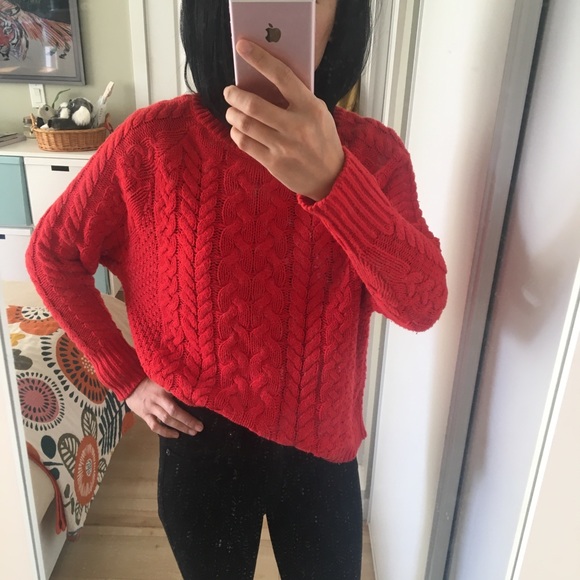 AE Loose Fit Red Sweater - Picture 4 of 4